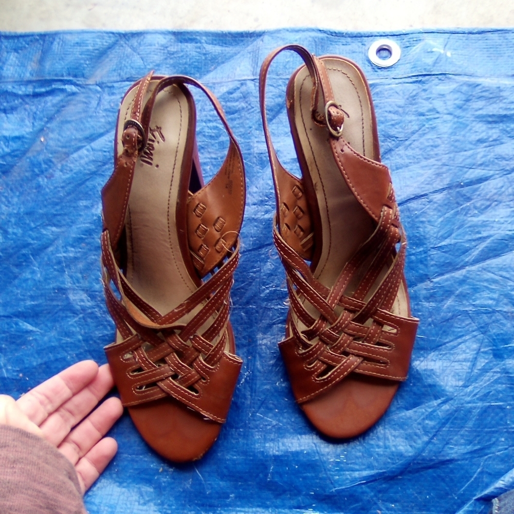Fioni Brown Strappy Sandals